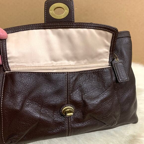 COACH Dark Brown Pebbled Leather PENELOPE Turn Lock Pocket CarryAll Tote F19044 - Picture 3 of 16